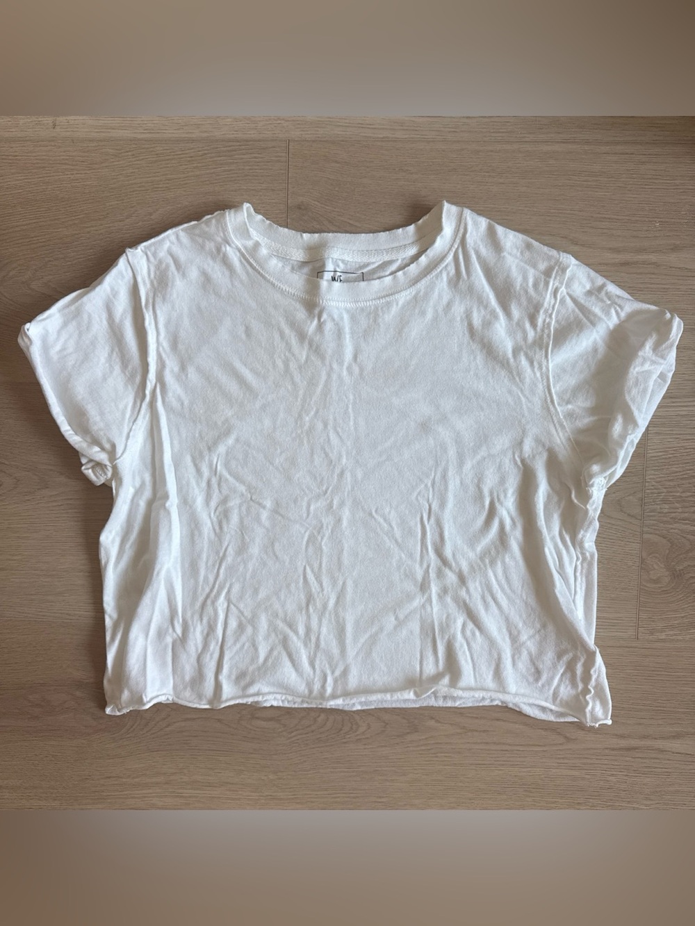 Free People white cropped tee
